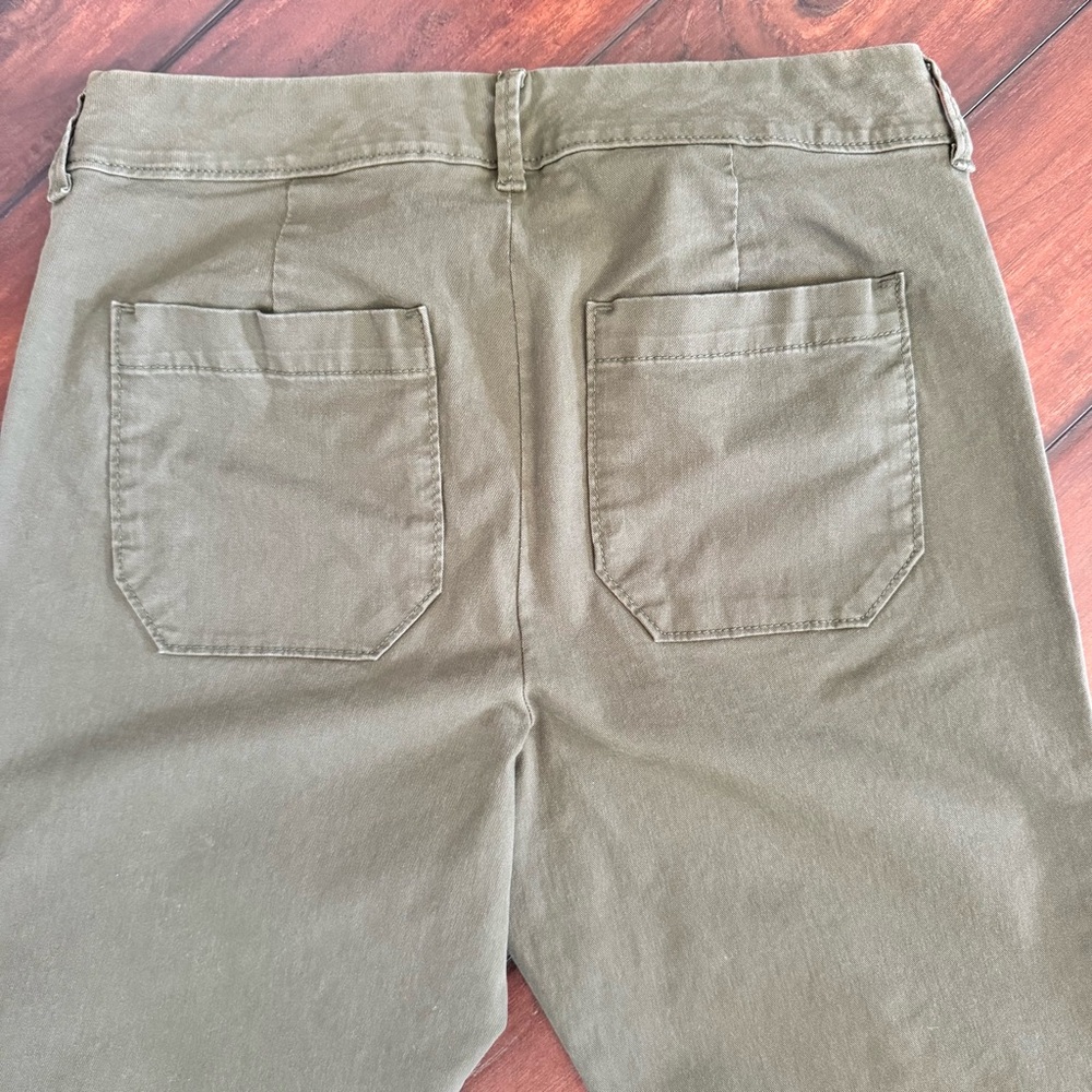 CLOSET CLEAROUT Old Navy Army Green Pixie Pants - Picture 4 of 6